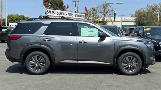 2024 Nissan Pathfinder