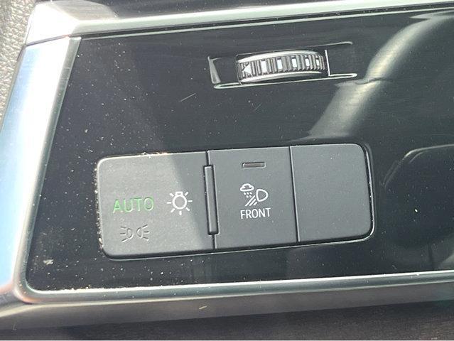 2023 audi q7 55 premium