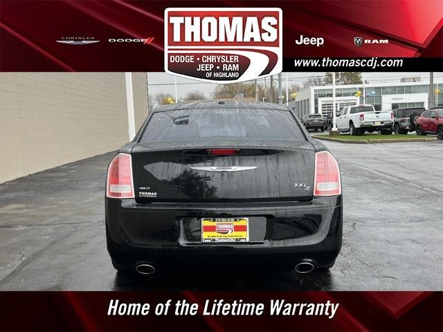 2013 chrysler 300 s