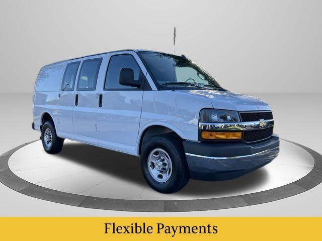 2022 chevrolet express 2500 rwd 2500 regular wheelbase wt