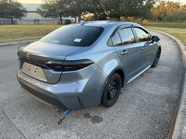 2023 toyota corolla le