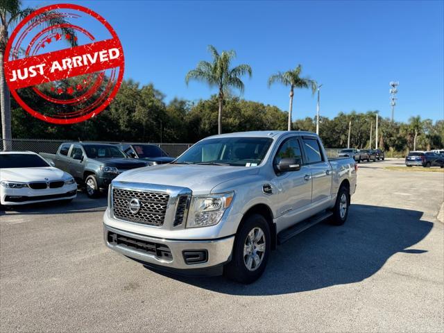 2017 nissan titan sv