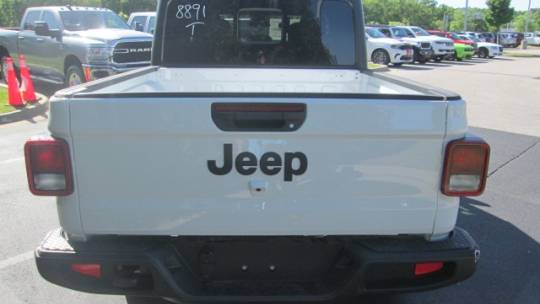 2024 Jeep Gladiator