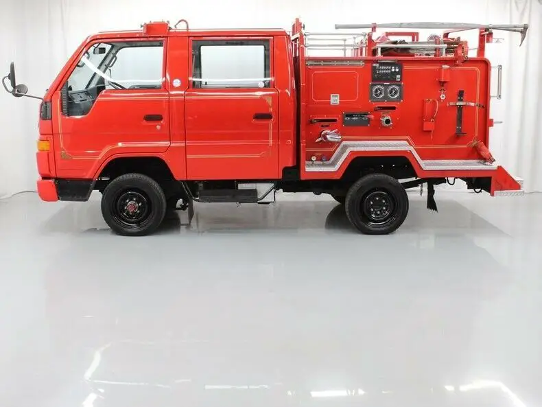 1991 toyota hiace firetruck