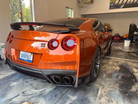 2017 nissan gt-r premium