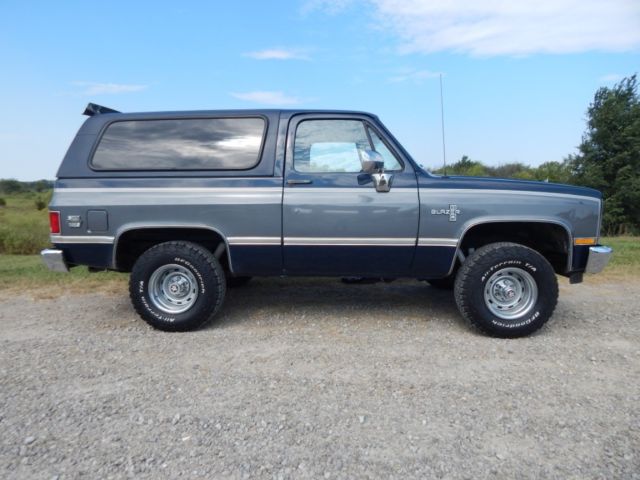 1988 chevrolet k5 blazer, fuel injected 350 v-8, auto, 4x4, rust free!