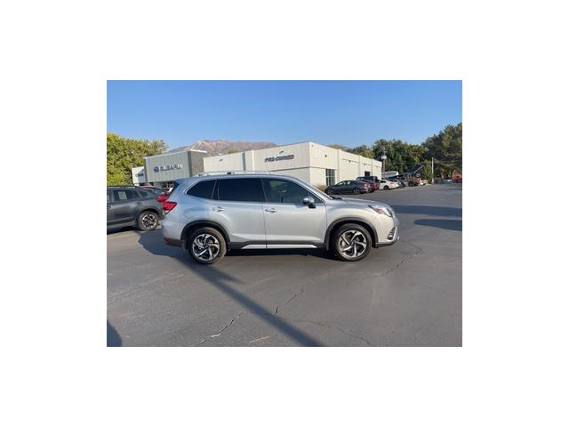 2023 subaru forester touring