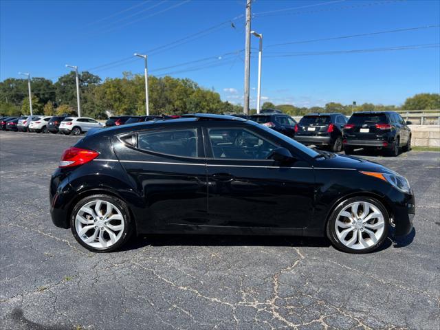 2013 hyundai veloster base