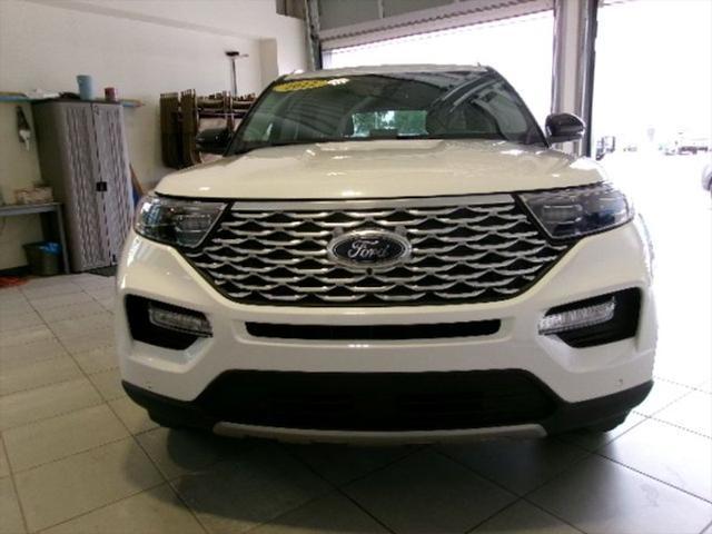 2022 ford explorer platinum