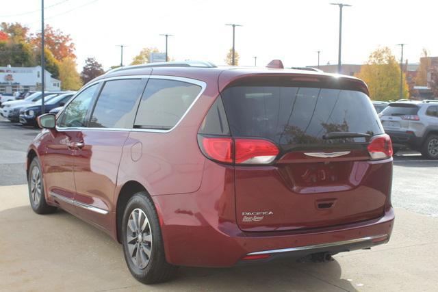 2019 chrysler pacifica touring-l plus