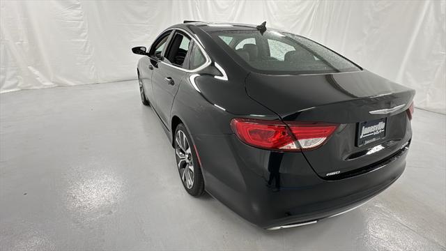 2016 chrysler 200 c
