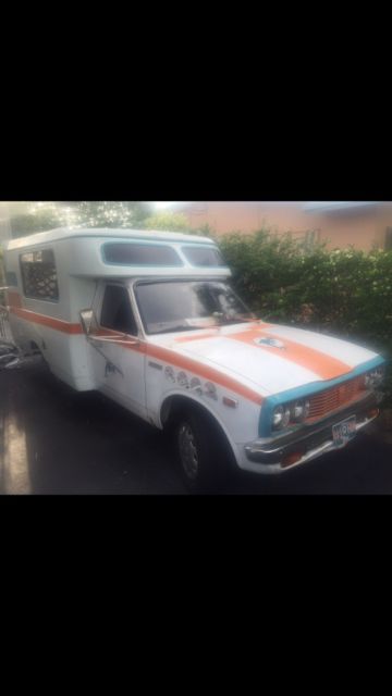 1975 toyota hilux chinook