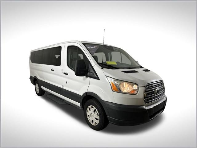 2017 ford transit-350 xlt