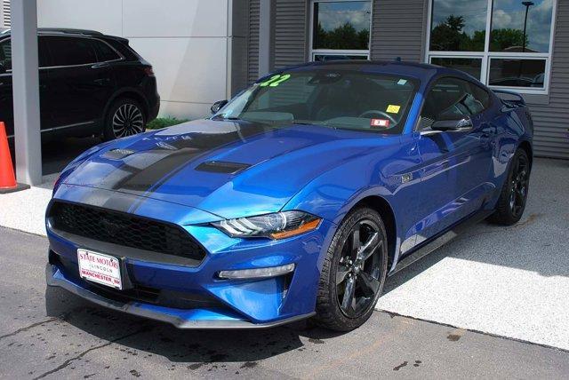 2022 ford mustang