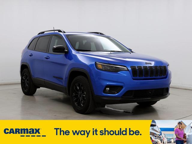 2023 jeep cherokee altitude lux