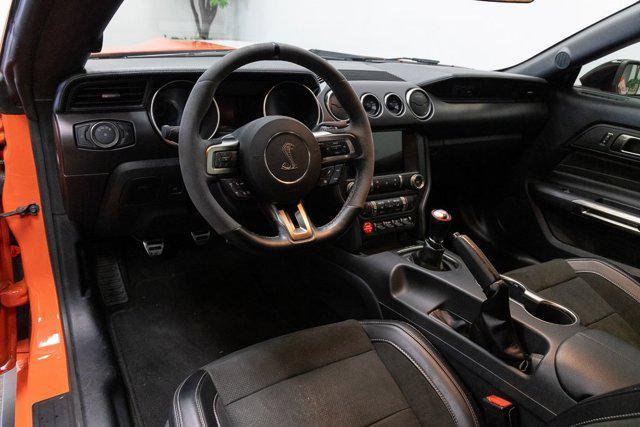 2016 ford shelby gt350 base