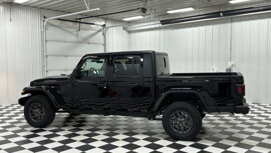 2024 Jeep Gladiator