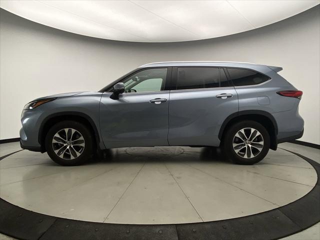 2021 toyota highlander xle