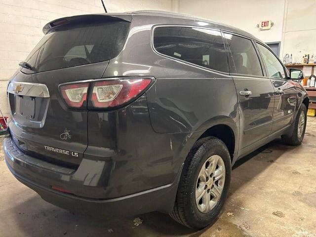 2016 chevrolet traverse ls