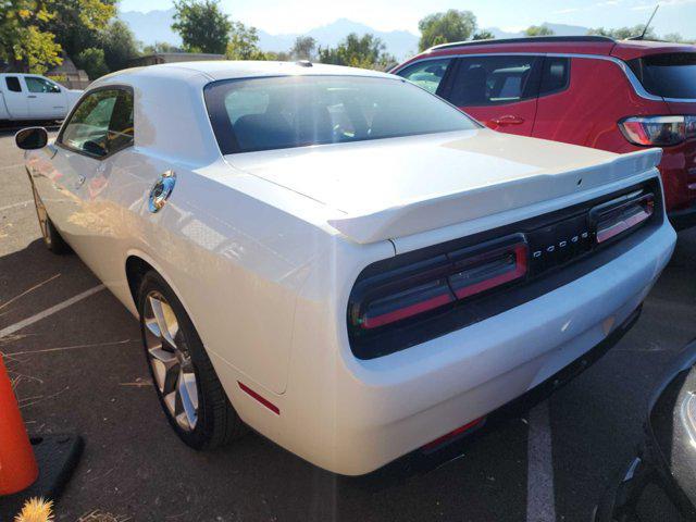 2022 dodge challenger gt