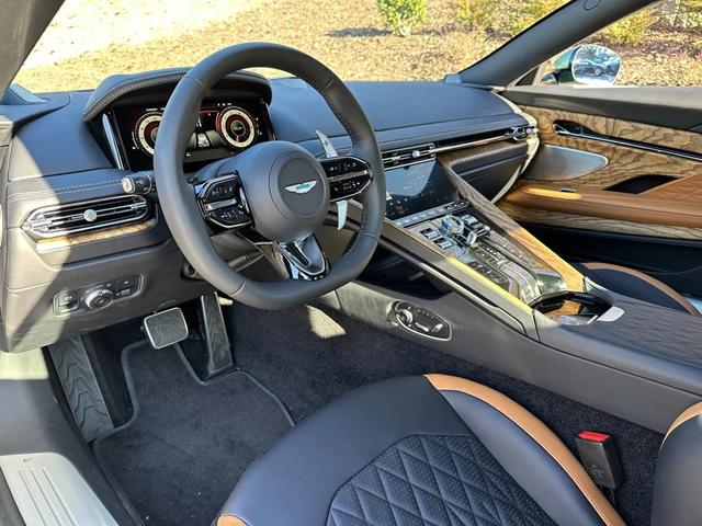 2024 aston martin db12