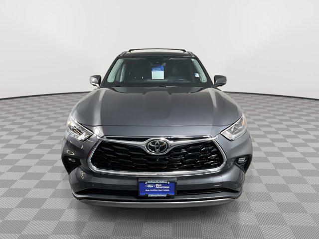 2024 toyota highlander platinum