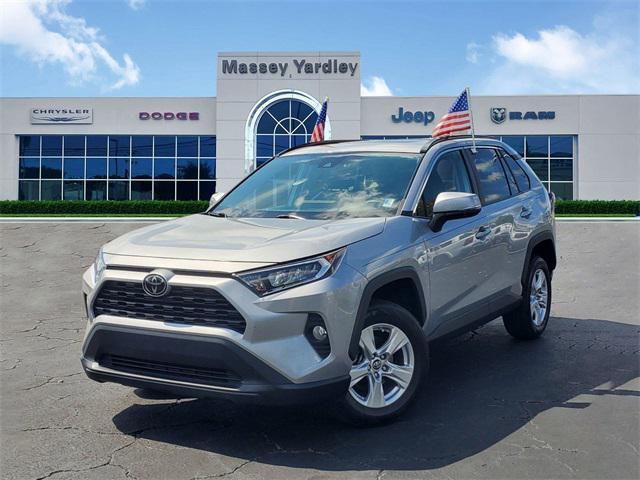 2019 toyota rav4 xle