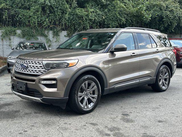 2021 ford explorer xlt