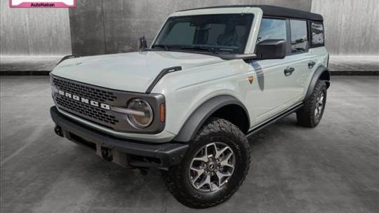 2024 Ford Bronco 332a mid package