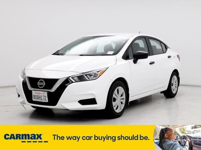 2022 nissan versa s