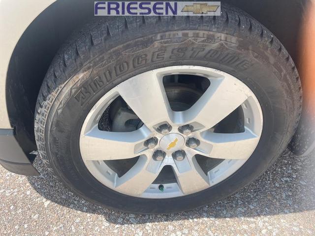2011 chevrolet traverse lt