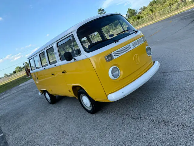 1992 vw bus 14 window baywindow barn doors microbus similar to split camper 1967