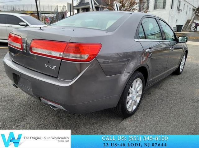 2011 lincoln mkz base