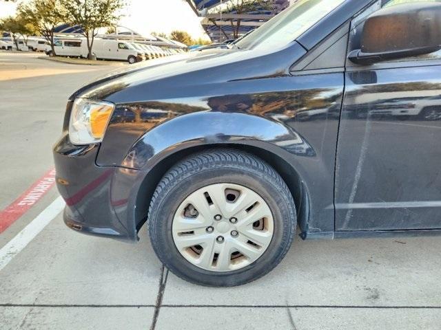 2018 dodge grand caravan se