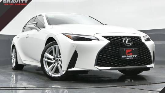 2021 Lexus IS