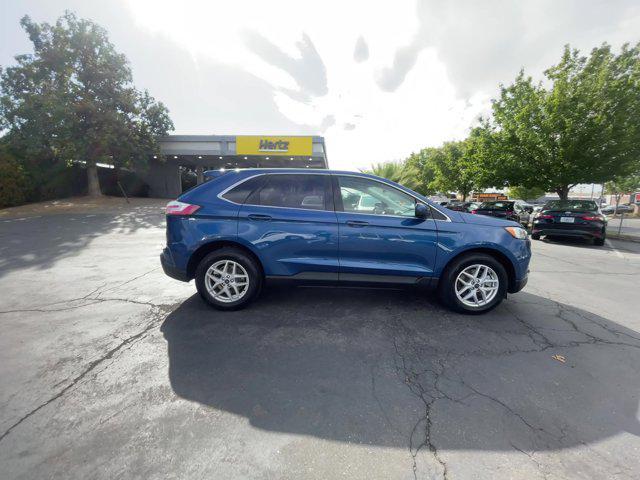 2022 ford edge sel