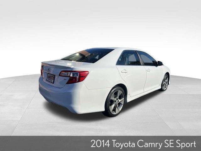 2014 toyota camry se sport