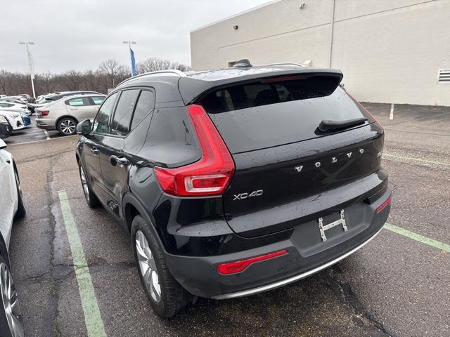 2021 volvo xc40 t5 momentum
