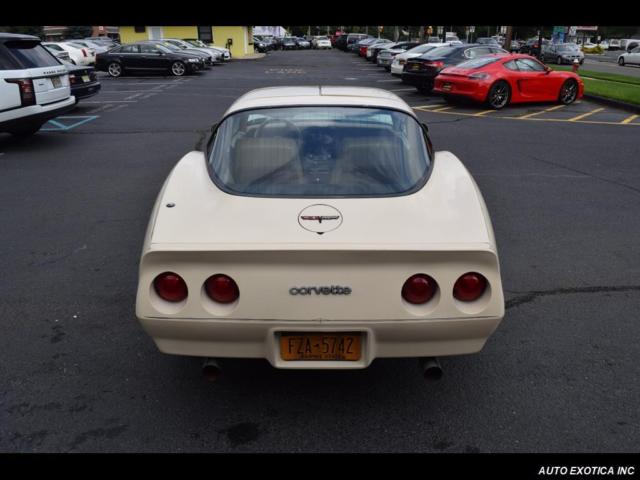 automaticchevroletwhite