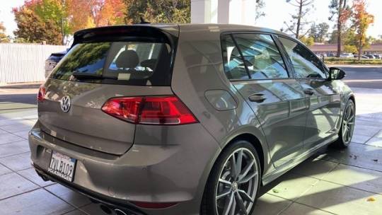 2017 Volkswagen Golf R
