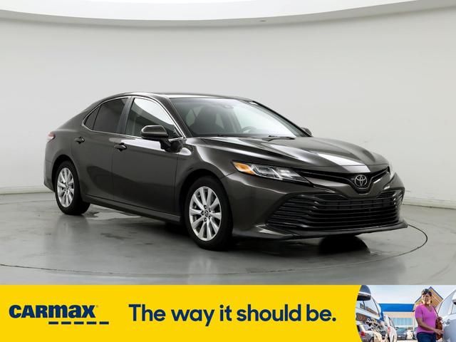 2018 toyota camry le
