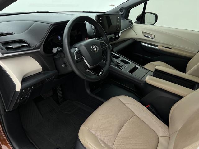 2021 toyota sienna limited 7-passenger