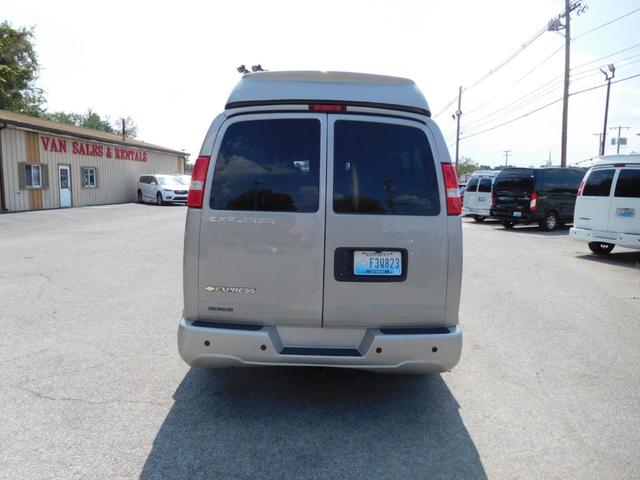 2023 chevrolet express 2500 work van