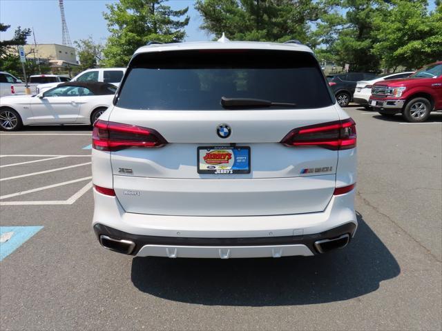 2022 bmw x5 m50i