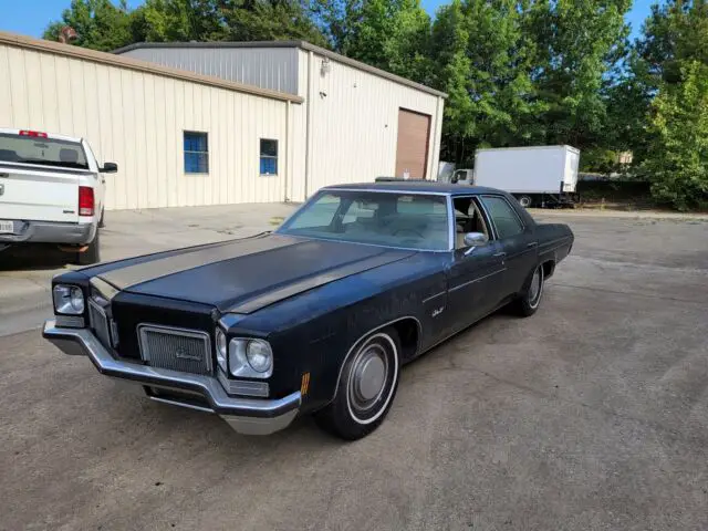 1972 oldsmobile delta 88 sedan black rwd automatic town sedan