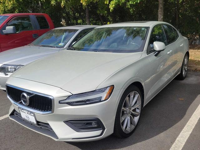 2021 volvo s60 t6 momentum