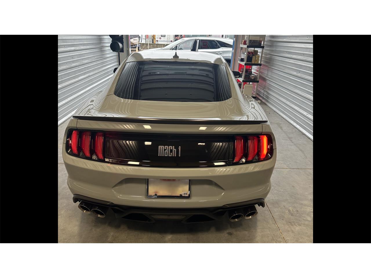 2023 ford mustang mach 1