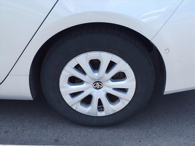 2020 toyota prius l