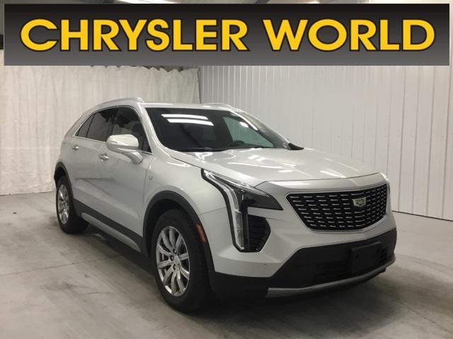2022 cadillac xt4 premium luxury