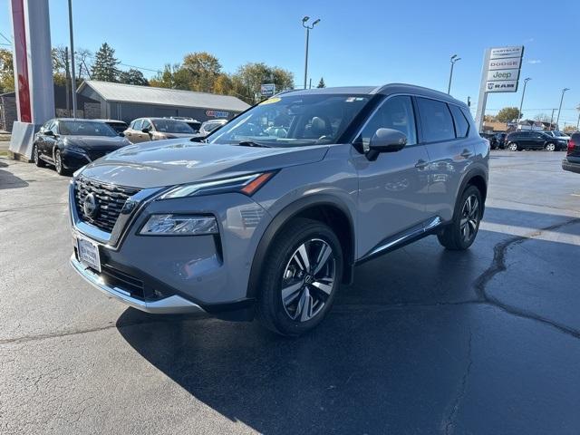 2022 nissan rogue platinum